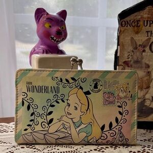 Rare Disney Alice in Wonderland Postcard Accordion Wallet